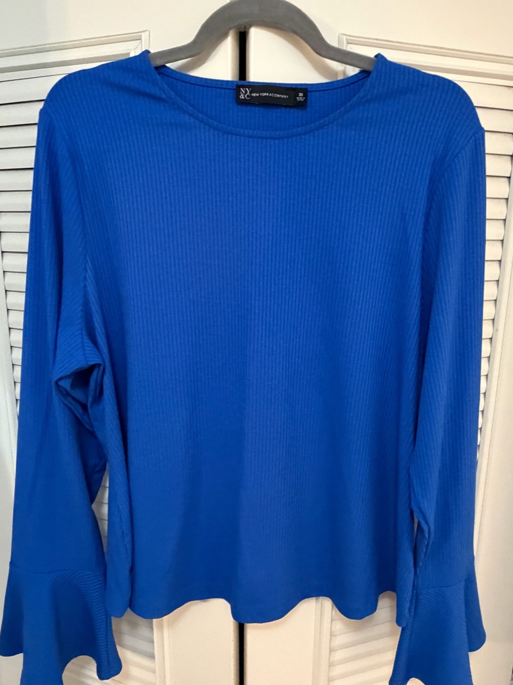 New York & Company Royal Blue Ribbed Long Sleeve Top with Flared Cuffs